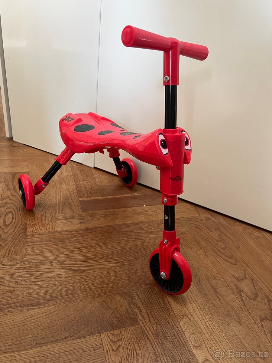 Skládací tříkolka - odrážedlo