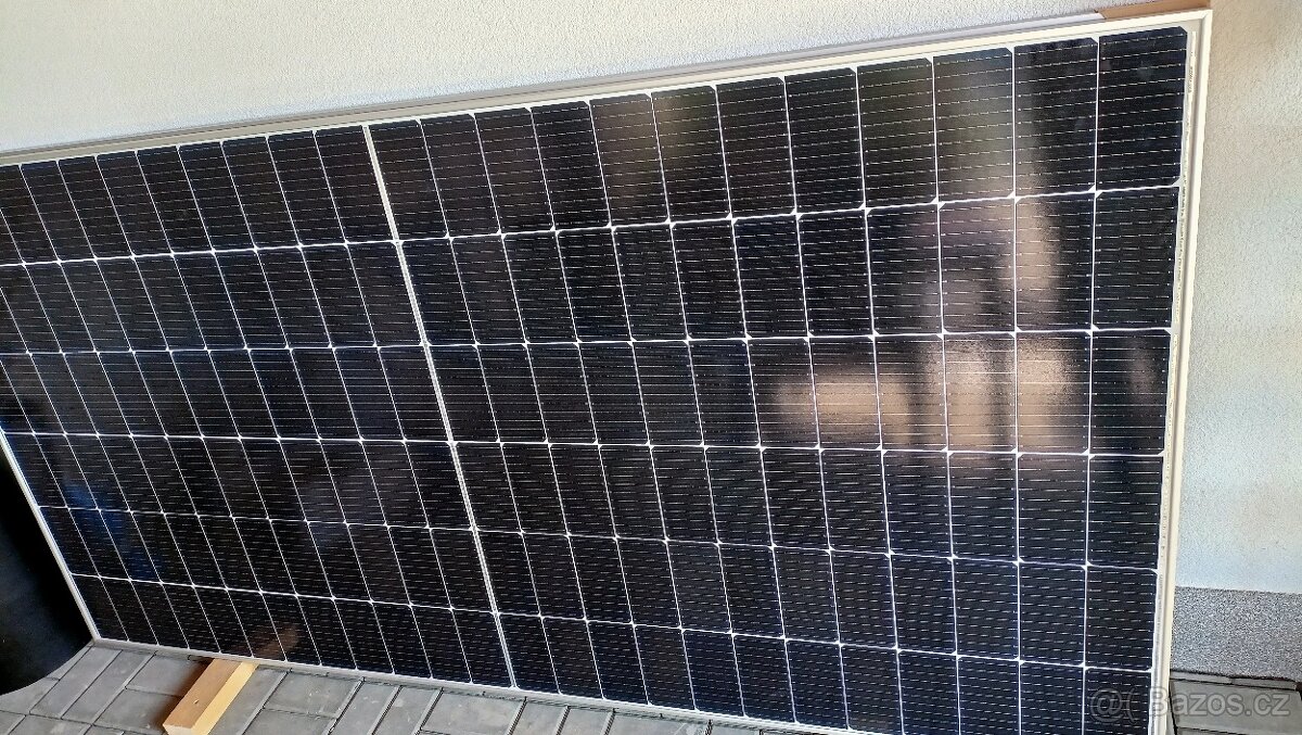 Solární panel 550w