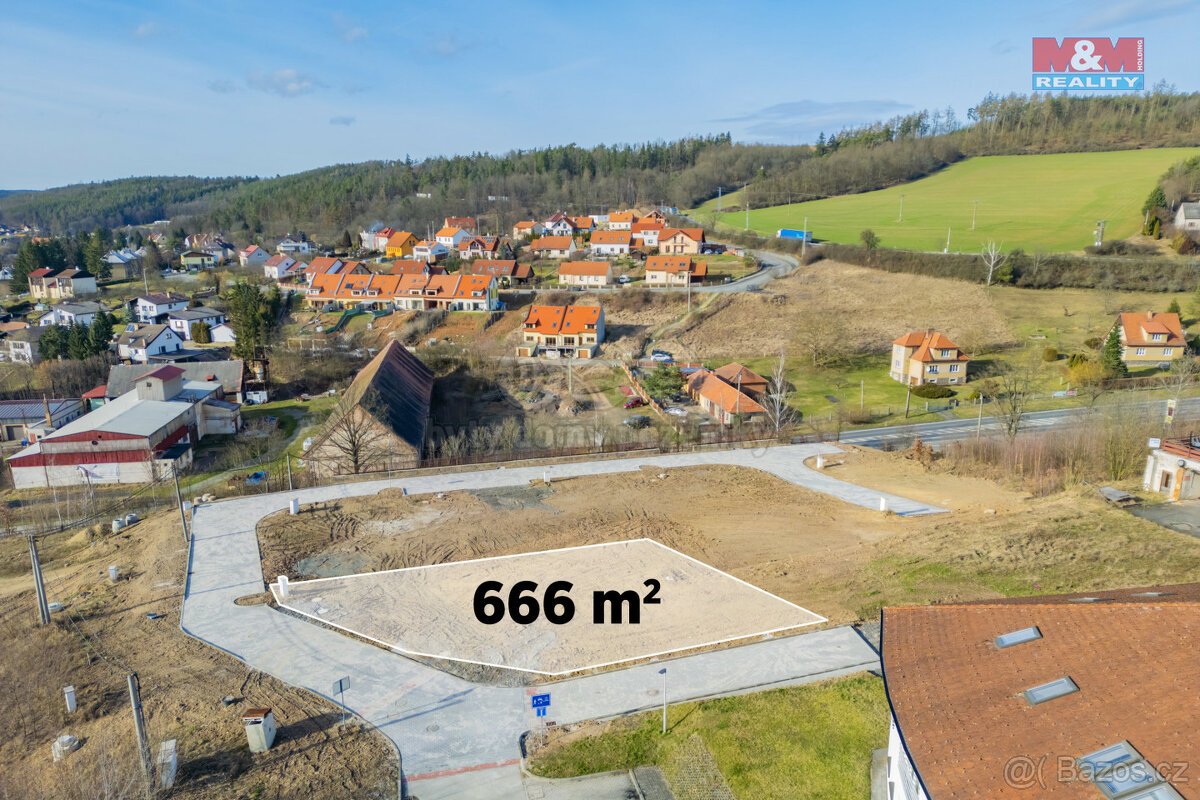 Prodej pozemku k bydlení, 666 m², Plasy