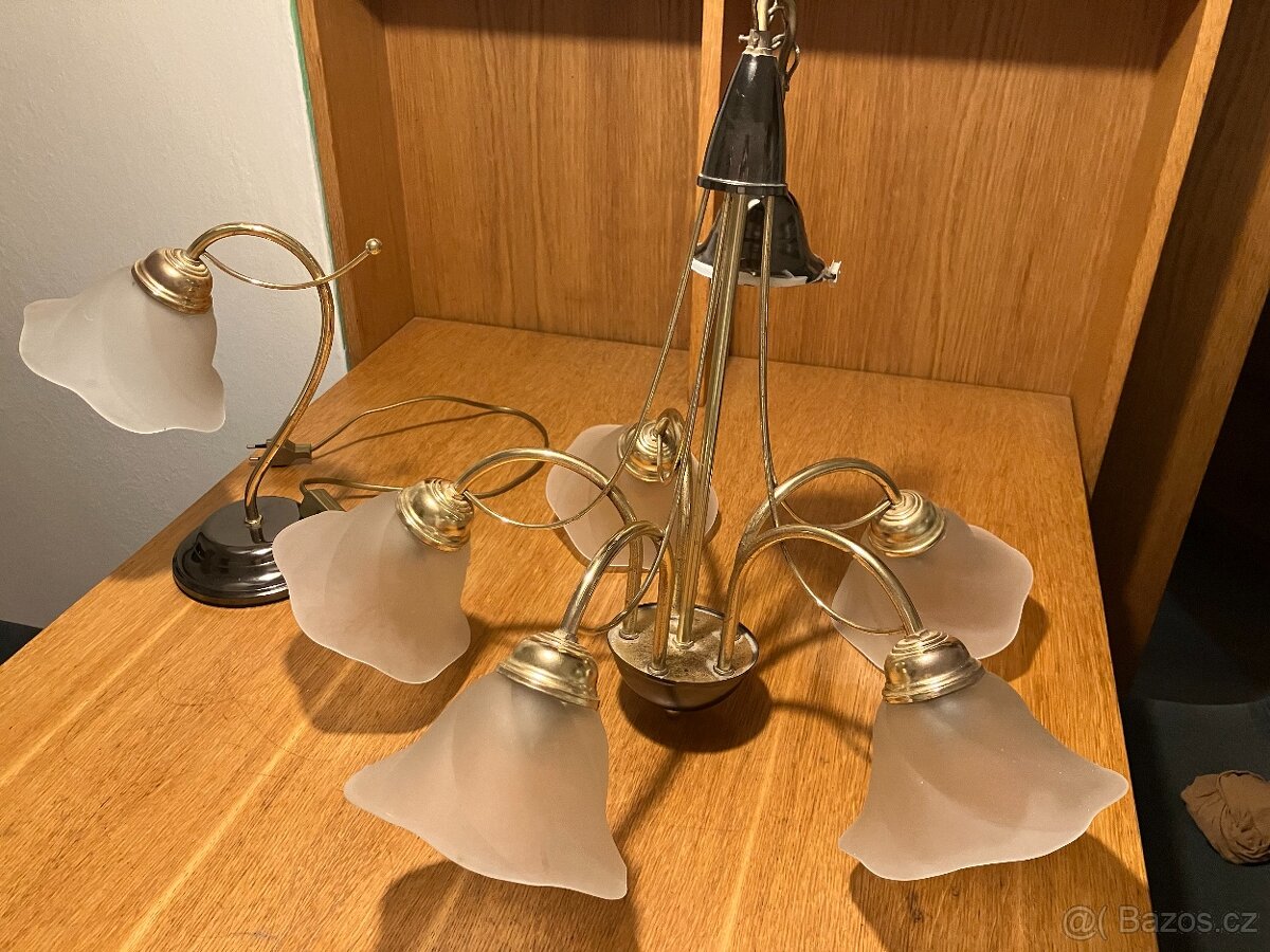 Lustr a lampa