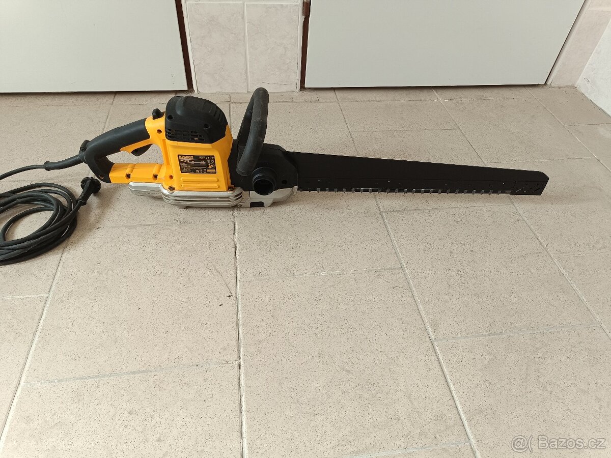 Pila DeWALT DWE 398 - QS