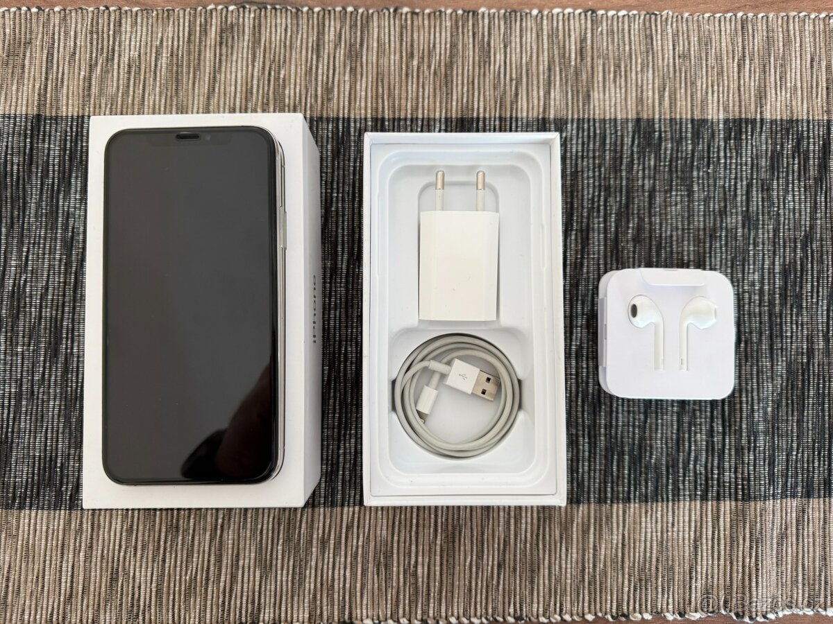 iPhone XS/64GB - top stav