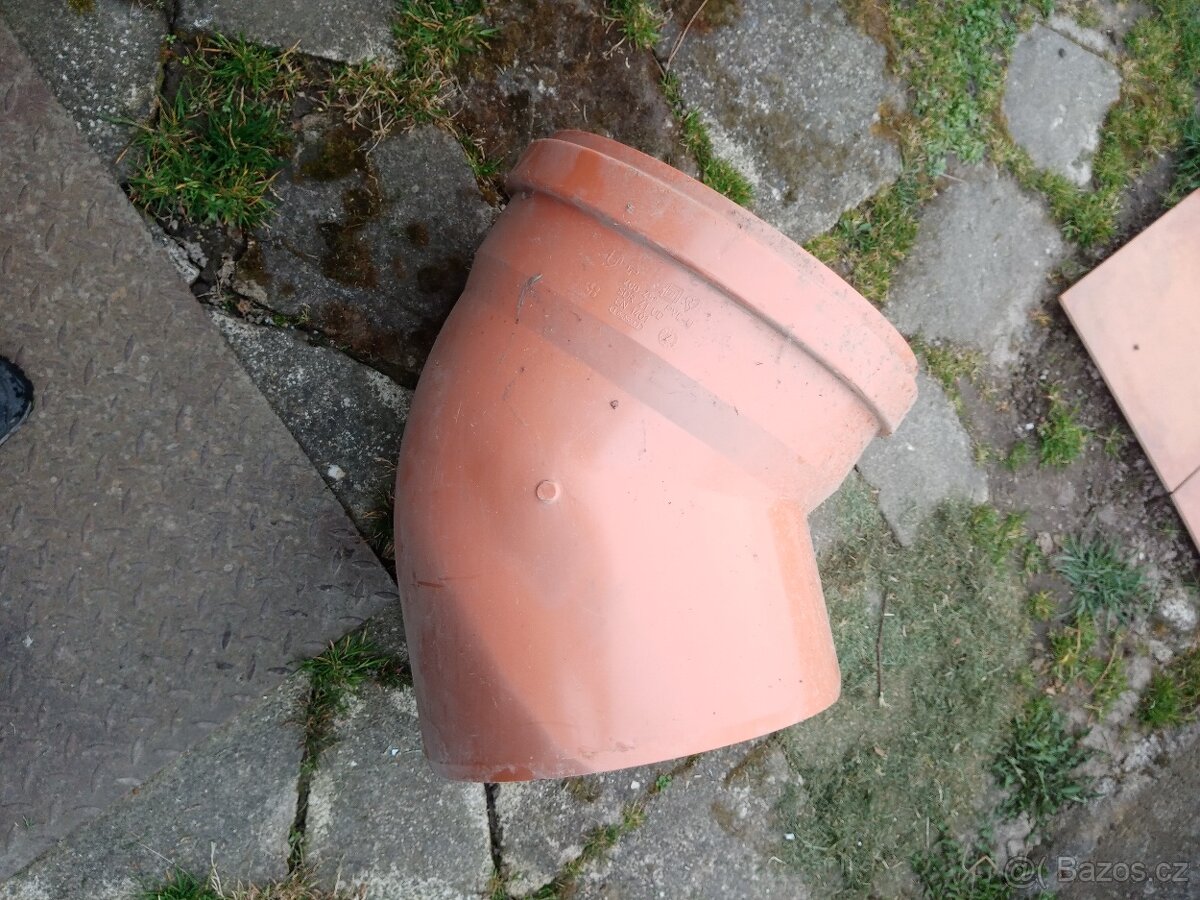 Kanalizační tvarovky KG odpadní