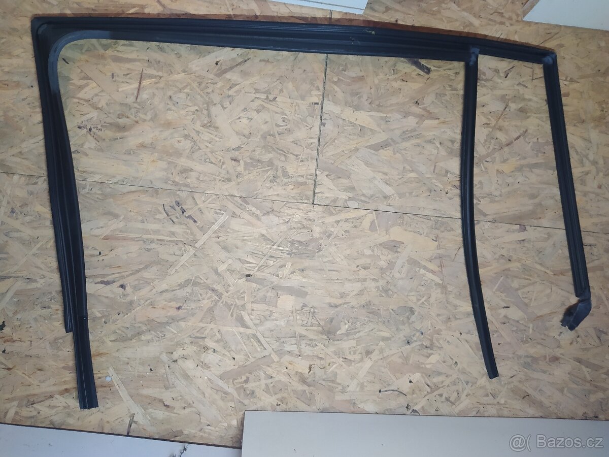 Spaceback vodítko okna