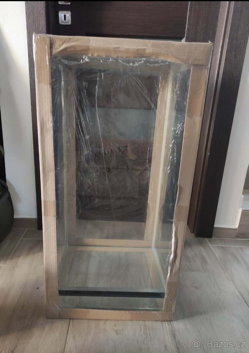 LTerárium 40x40x100 pro chameleona a jine stromové gekony,pa