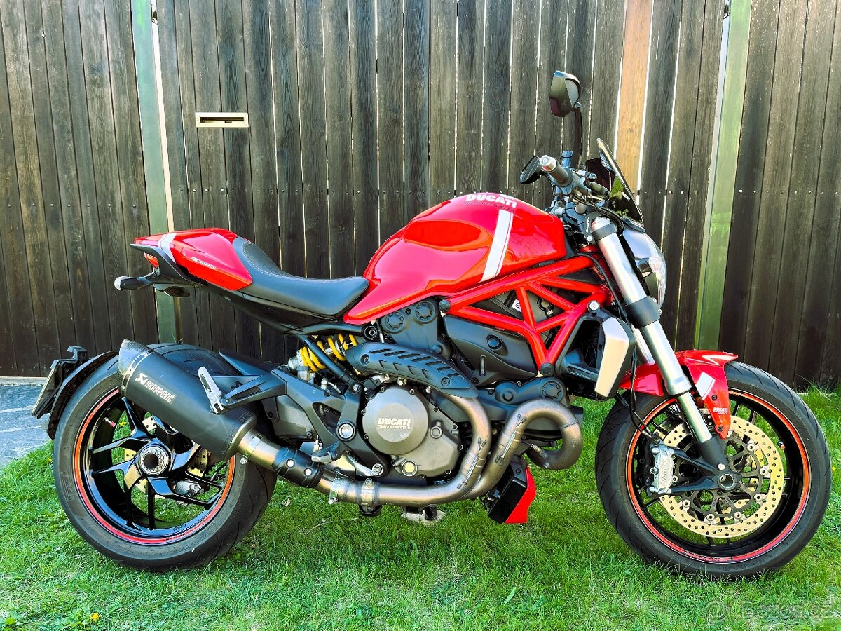 DUCATI Monster 1200