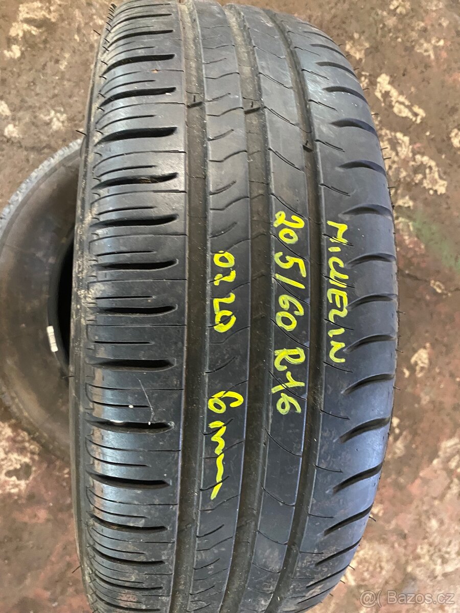 205/60r16 Michelin