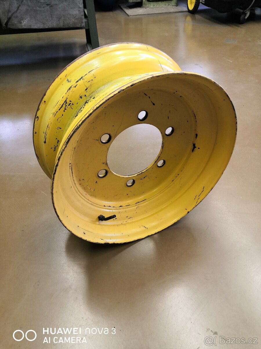 Disk, ráfek na UNC