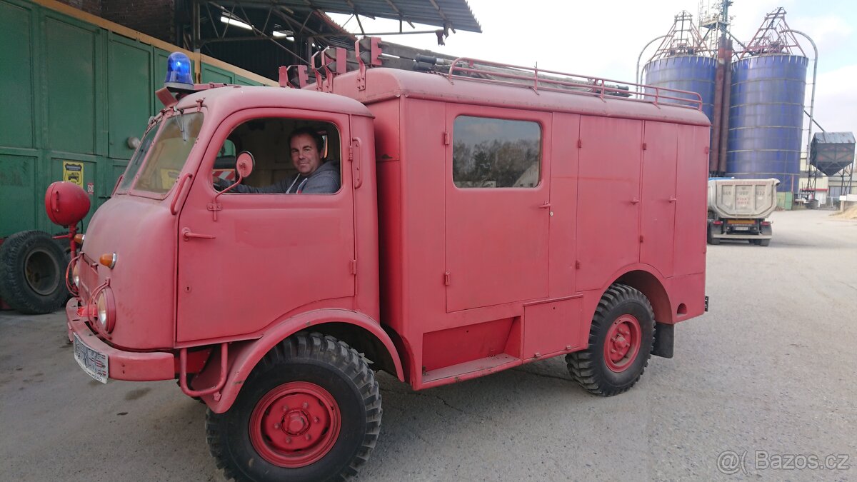 Tatra 805
