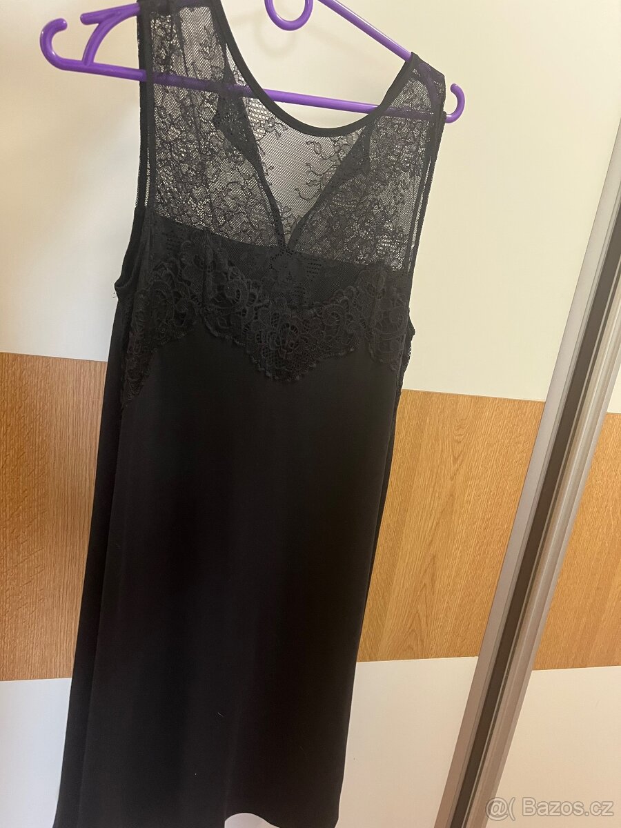 Krasne cerne šaty Intimissimi