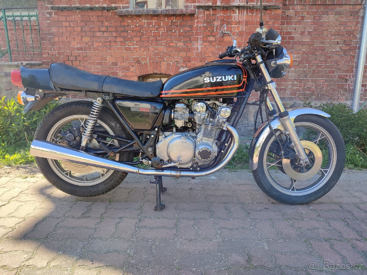 Suzuki GS 550 E Youngtimer 1979 y + parts