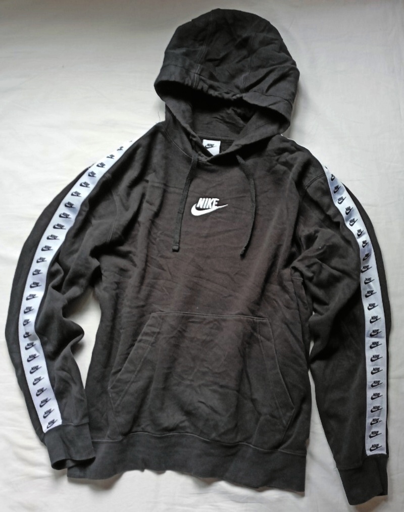 PÁNSKÁ MIKINA-NIKE-vel. M 320-
