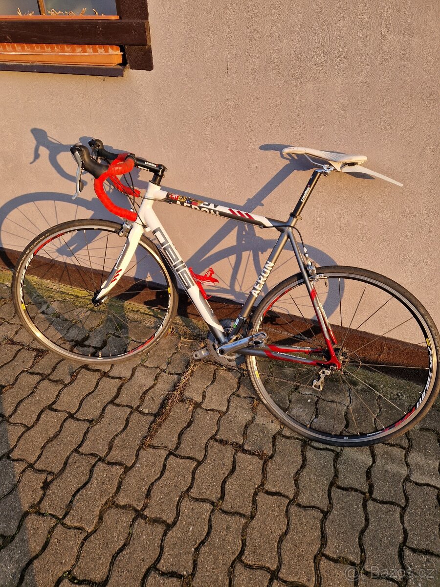 Silniční kolo Pells Aeron Tiagra 2012