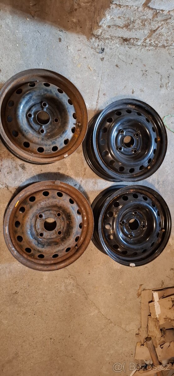 Sada 4x plechové disky R14 4x114,3 (KFZ 6555)