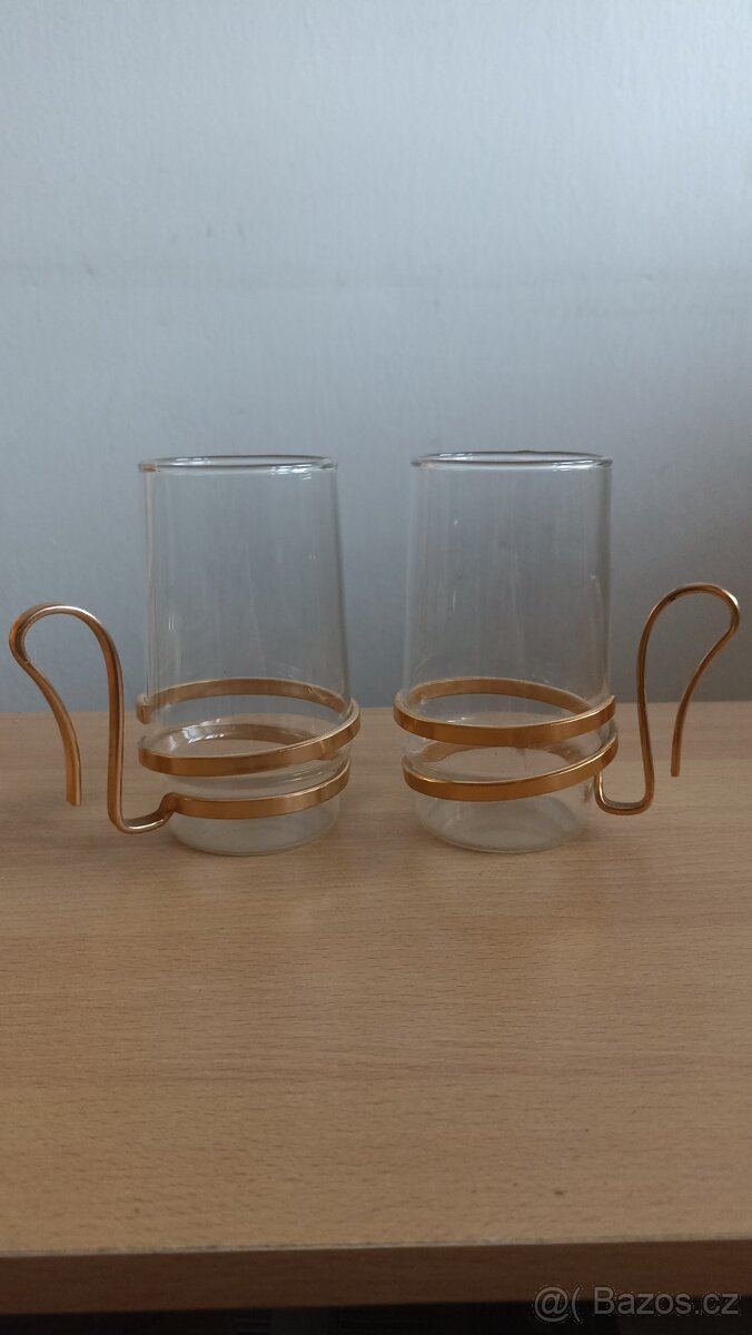Skleničky se zlatým uchem, 2 ks