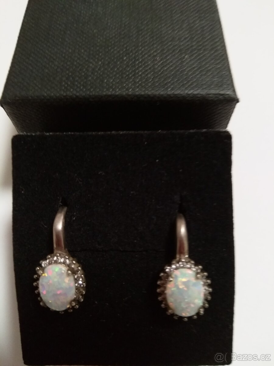 stříbrné náušnice