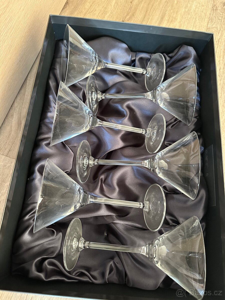 Skleničky na aperitiv