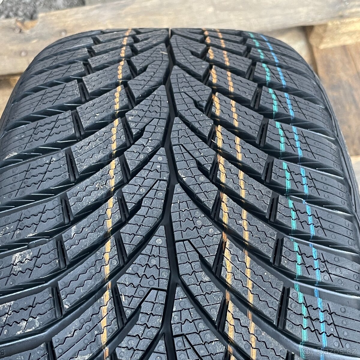 Nove Zimni pneu 225/45 R17 91H Continental