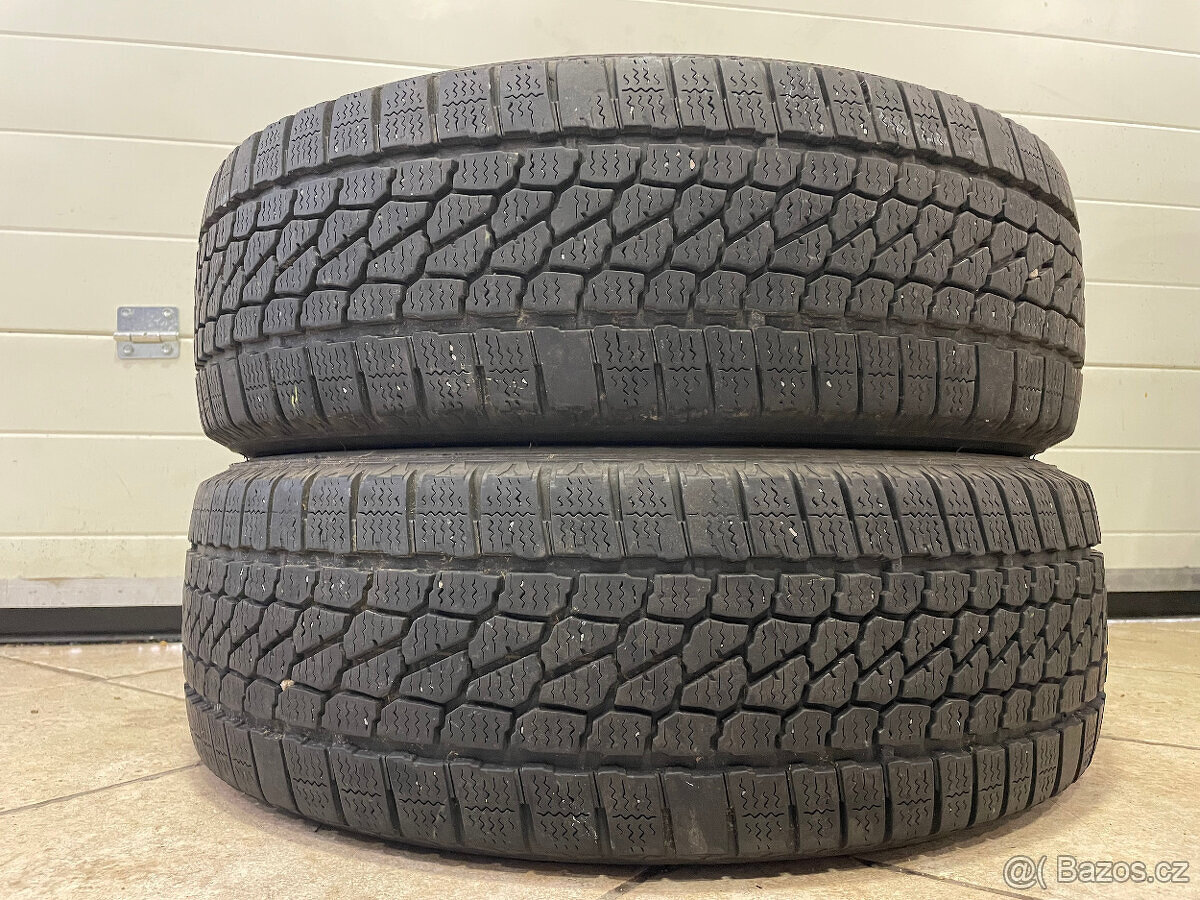 Firestone Winterhawk 215/65 R16C 109/107T 2Ks zimní