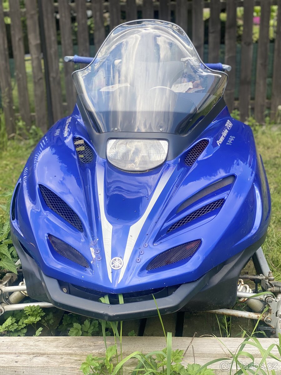 Sněžný skútr Yamaha SRX 700