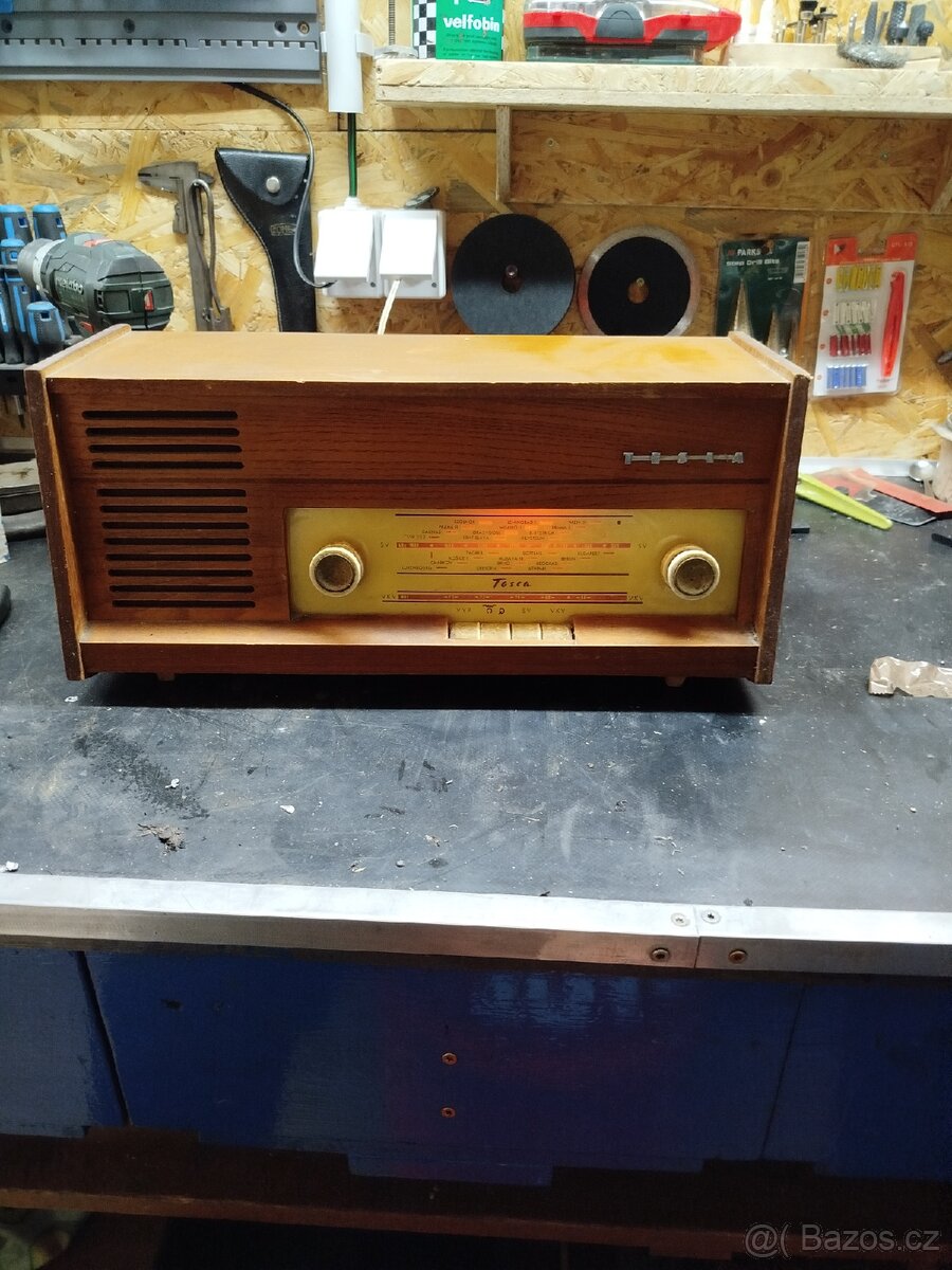 Rádio Tesla + příslušenství