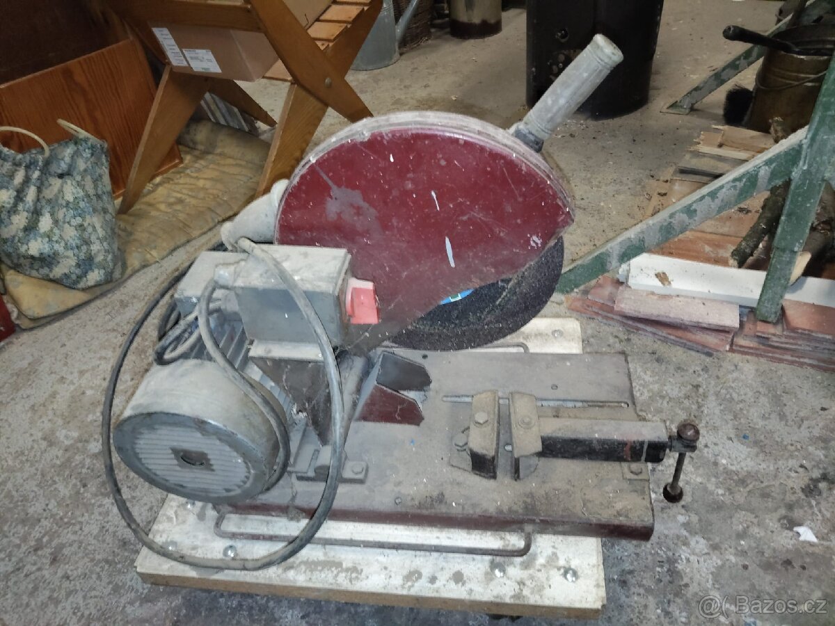 Kotoučová pila na kov