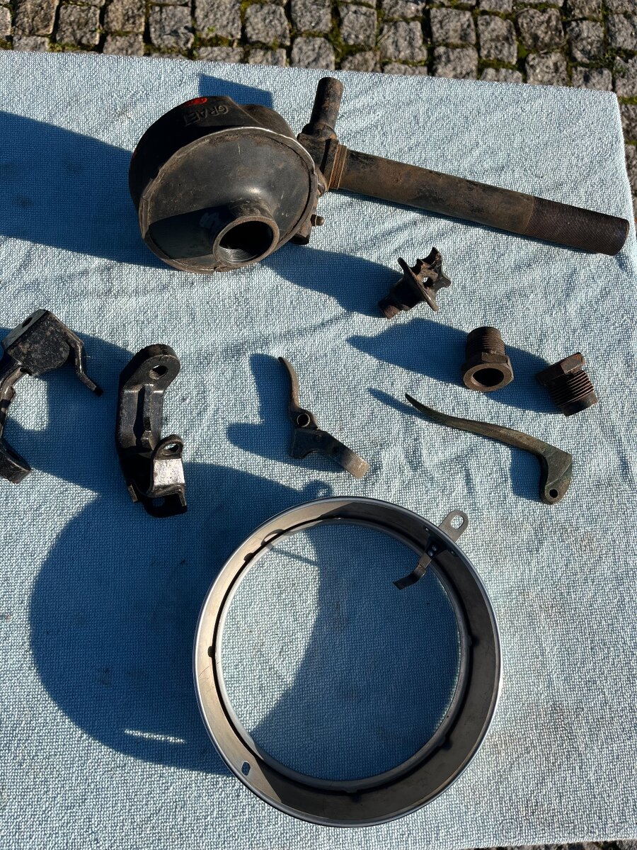 Prodám předválečné díly na motorky