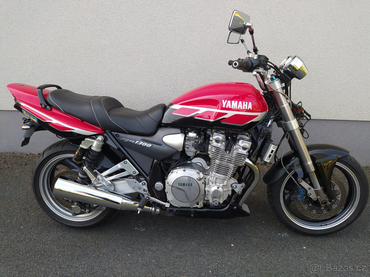 YAMAHA XJR 1300