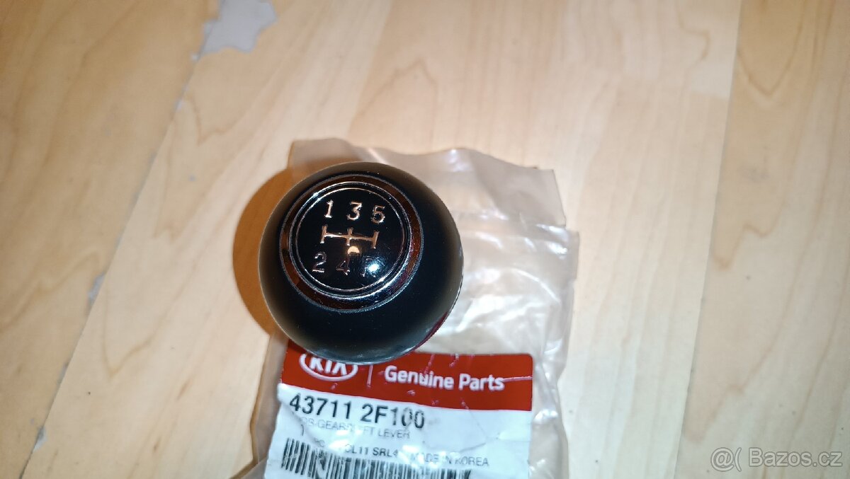 Originální hlavice řadící páky kia sportage / cerato