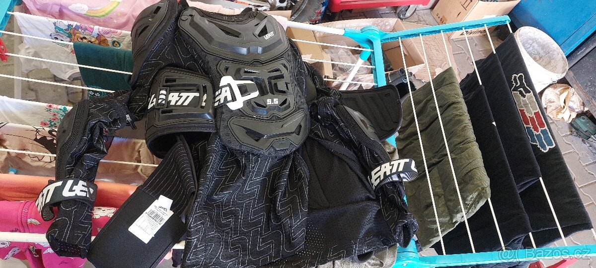 Chranicova kosile Leatt Body Protector 5.5 vel XL