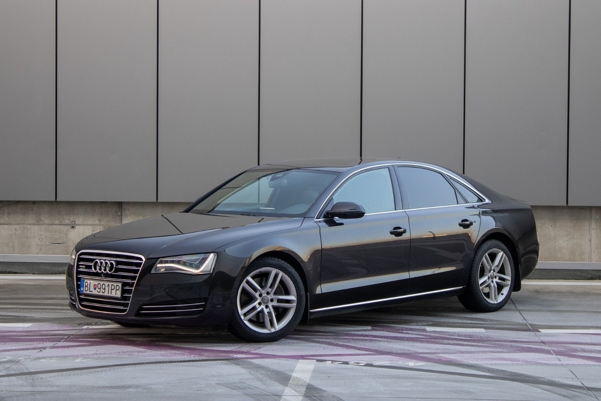 Audi A8 3.0 TDI V6 Quattro tiptronic 8-st, záruka 1rok