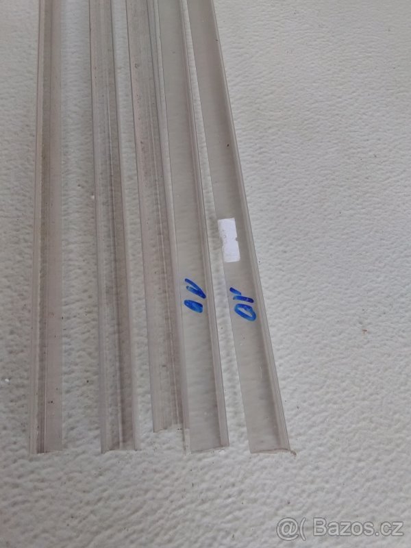 Nové nepoužité ukončovací lišty pro polykarbonát 8 a 10 mm