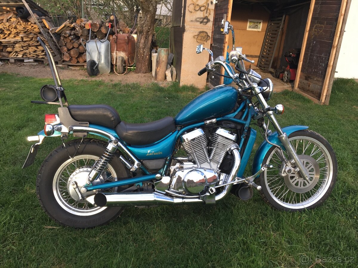 Suzuki inruder