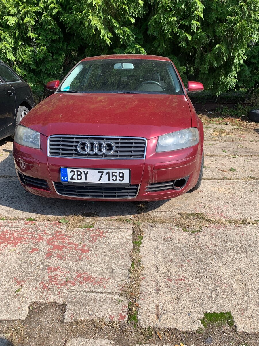 Audi a3 8P 1.6i 75kw DSG havarované