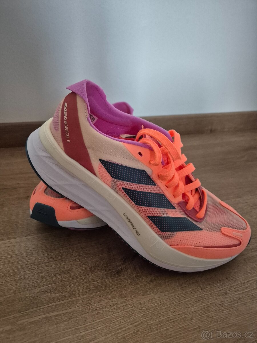 Běžecké boty Adidas ADIZERO BOSTON 11 vel.37 1/3