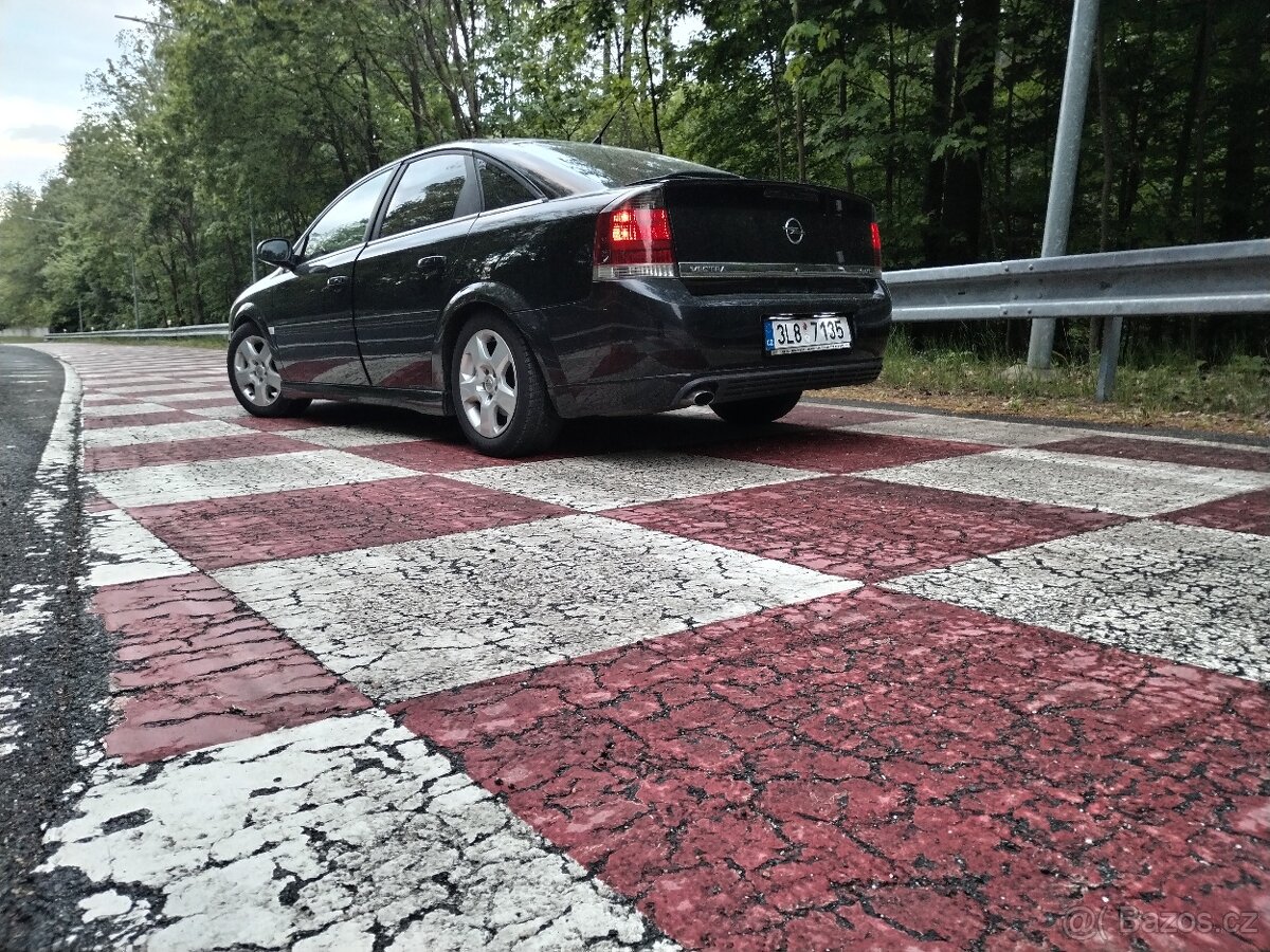 Opel vectra Gts 2.2 dti 92kw Gts rok 2005