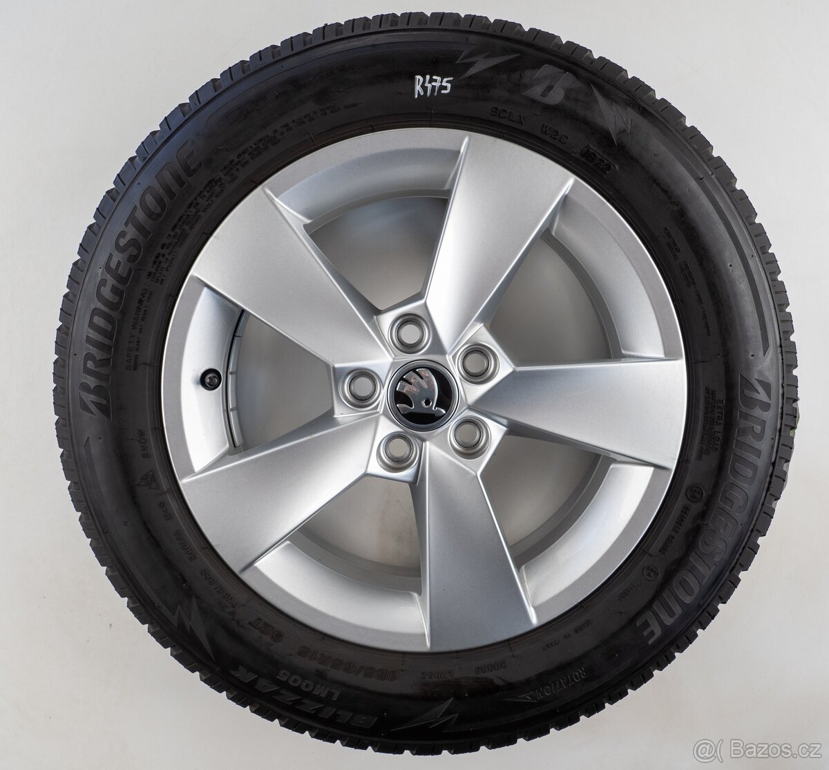 Škoda Fabia - Originání 15" alu kola - Zimní pneu