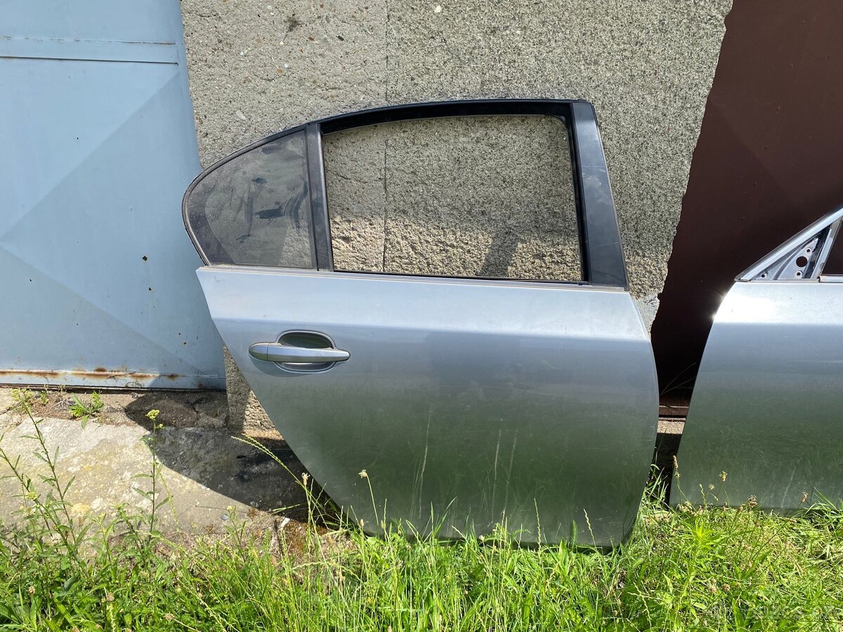 Dveře bmw e60, e61, e90