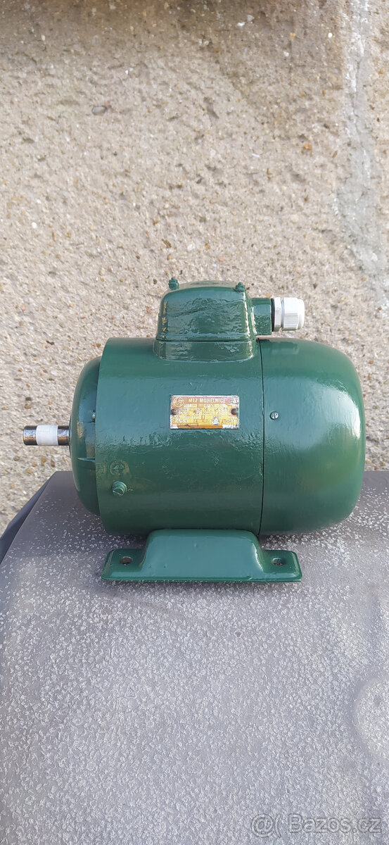 Motor-patkový.