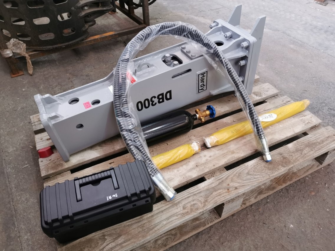 Hydraulické bourací kladivo pro bagry