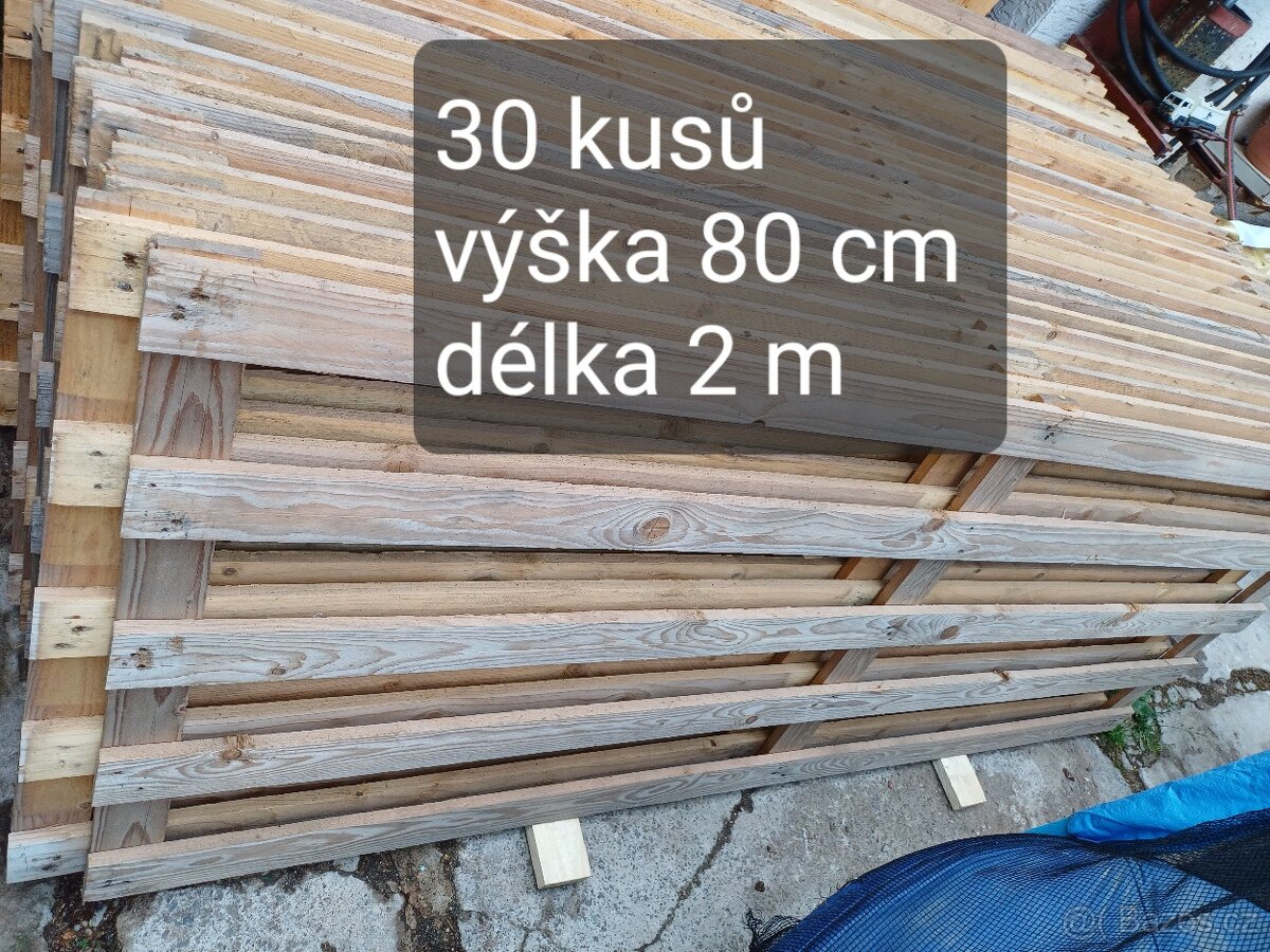 Dřevěný plot