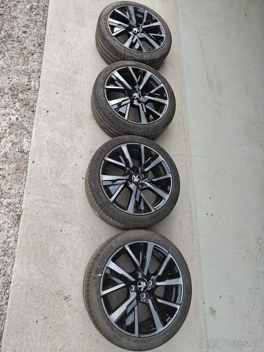 Prodám ALU kola Peugeot 208