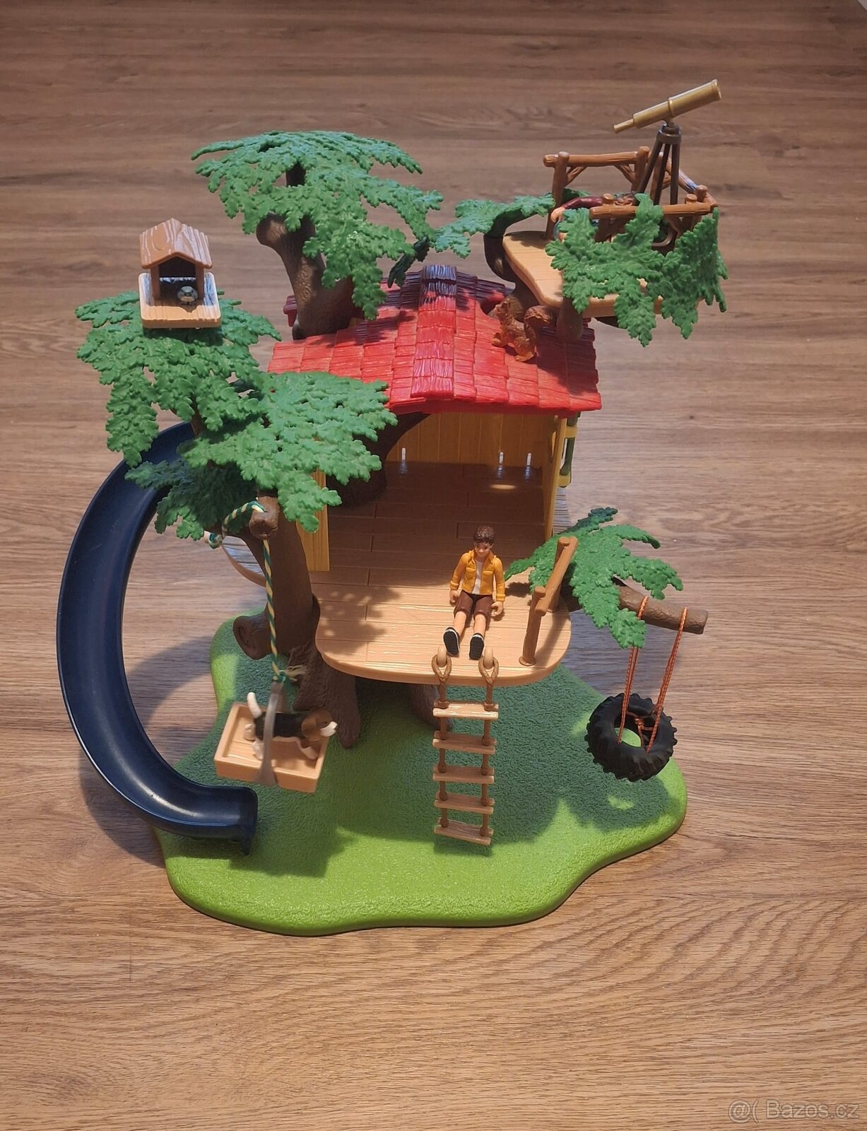 Schleich - Dům na stromě