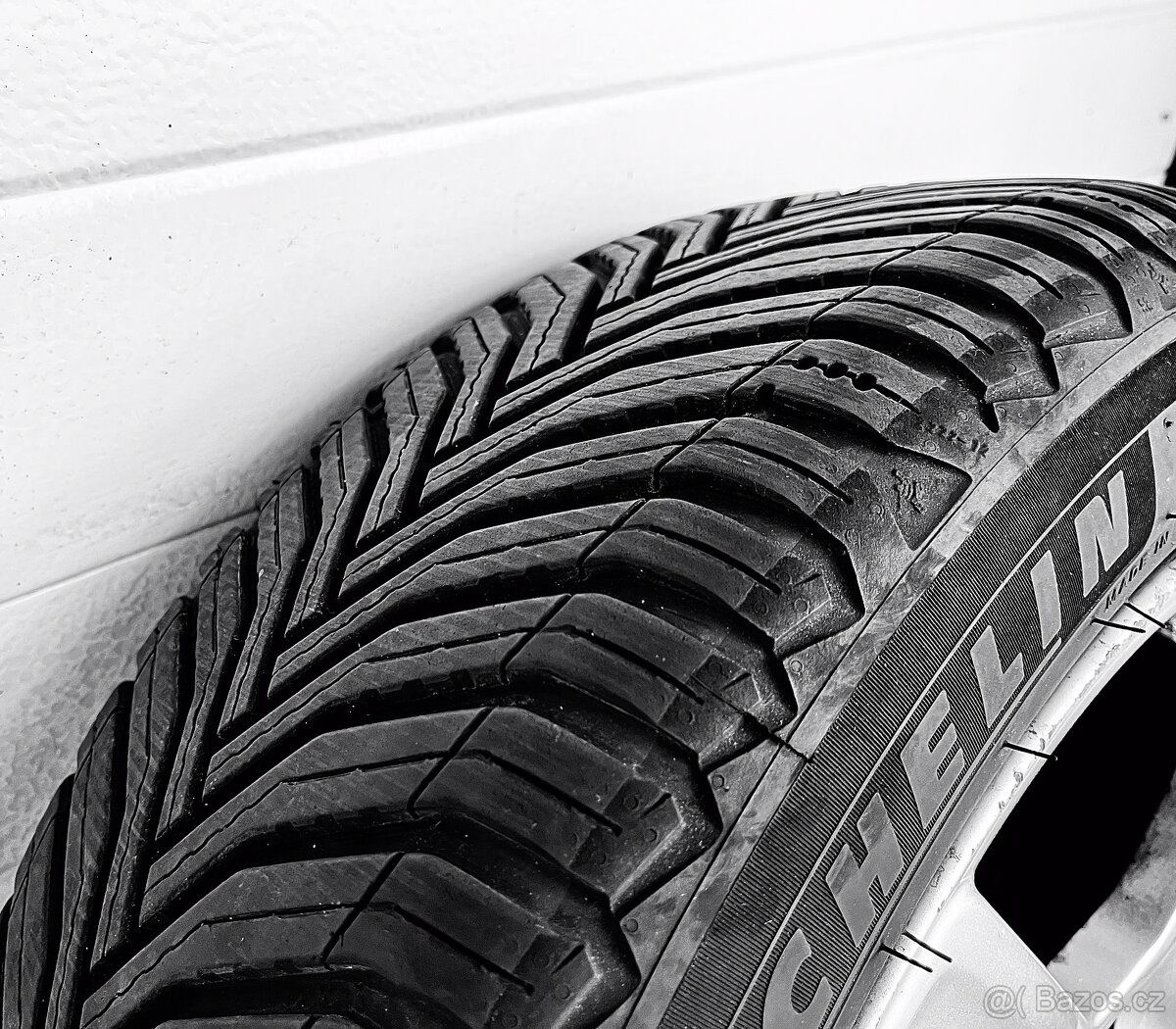 Celoroční pneu Michelin CrossClimate 2