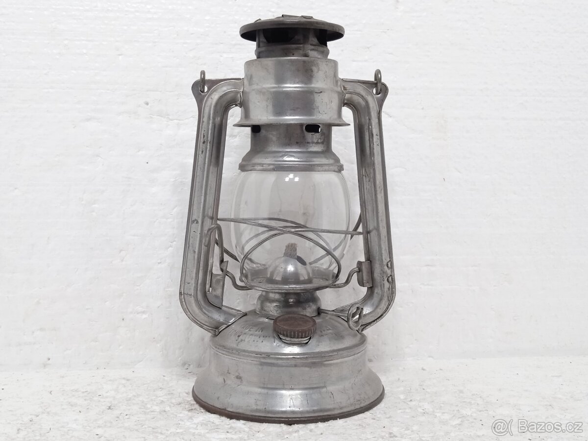 Retro petrolejová lampa MEVA 864 - ČSSR