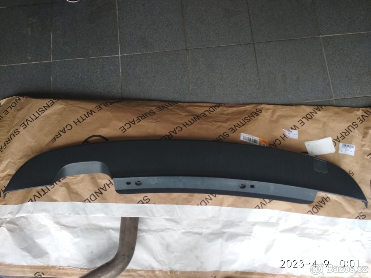 Díl zadního nárazníku golf gtd 2009