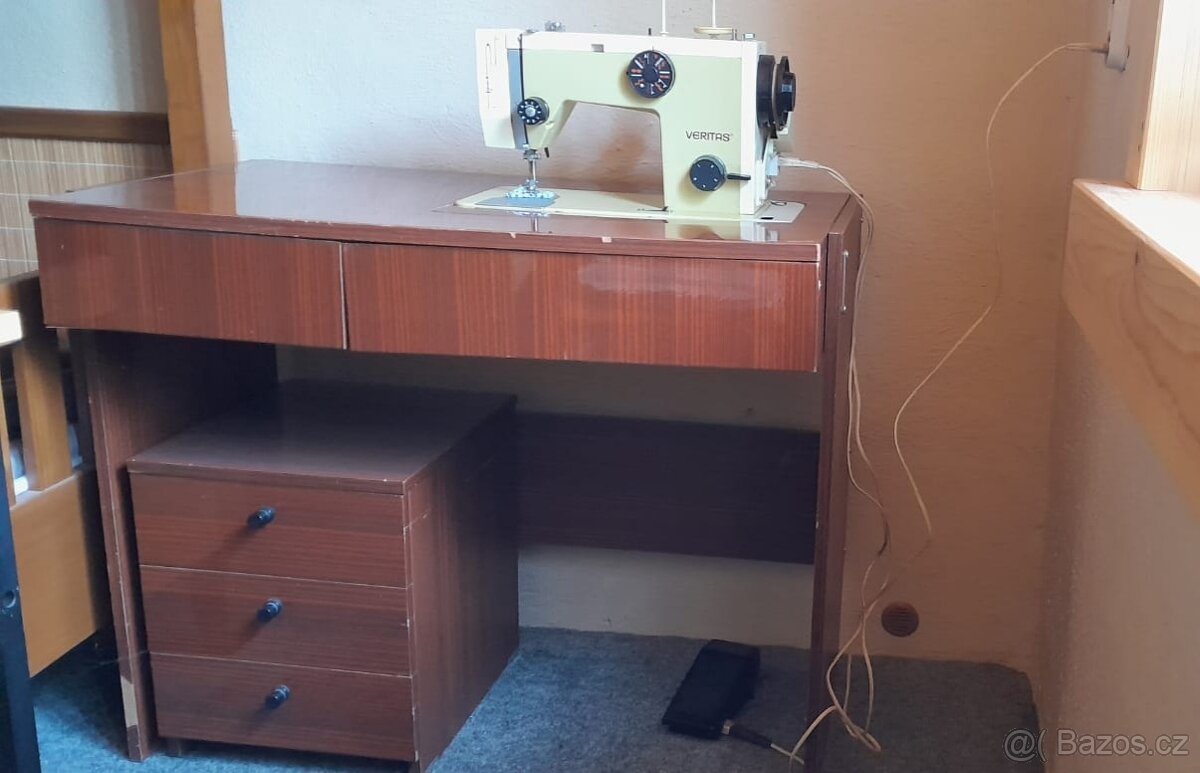 ŠICÍ STROJ VERITAS