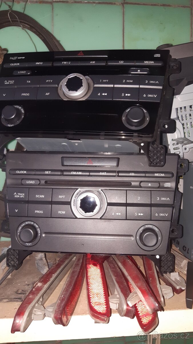 rádia mazda cx7 08 - 11,,M 3 BL,, M6 GH 08 - 12,
