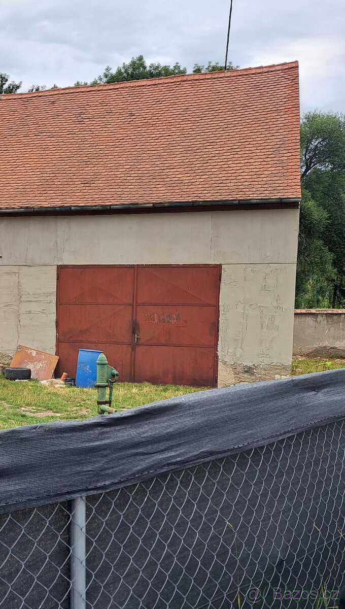 Pronajem -76m2 + část pozemku cca 160m2