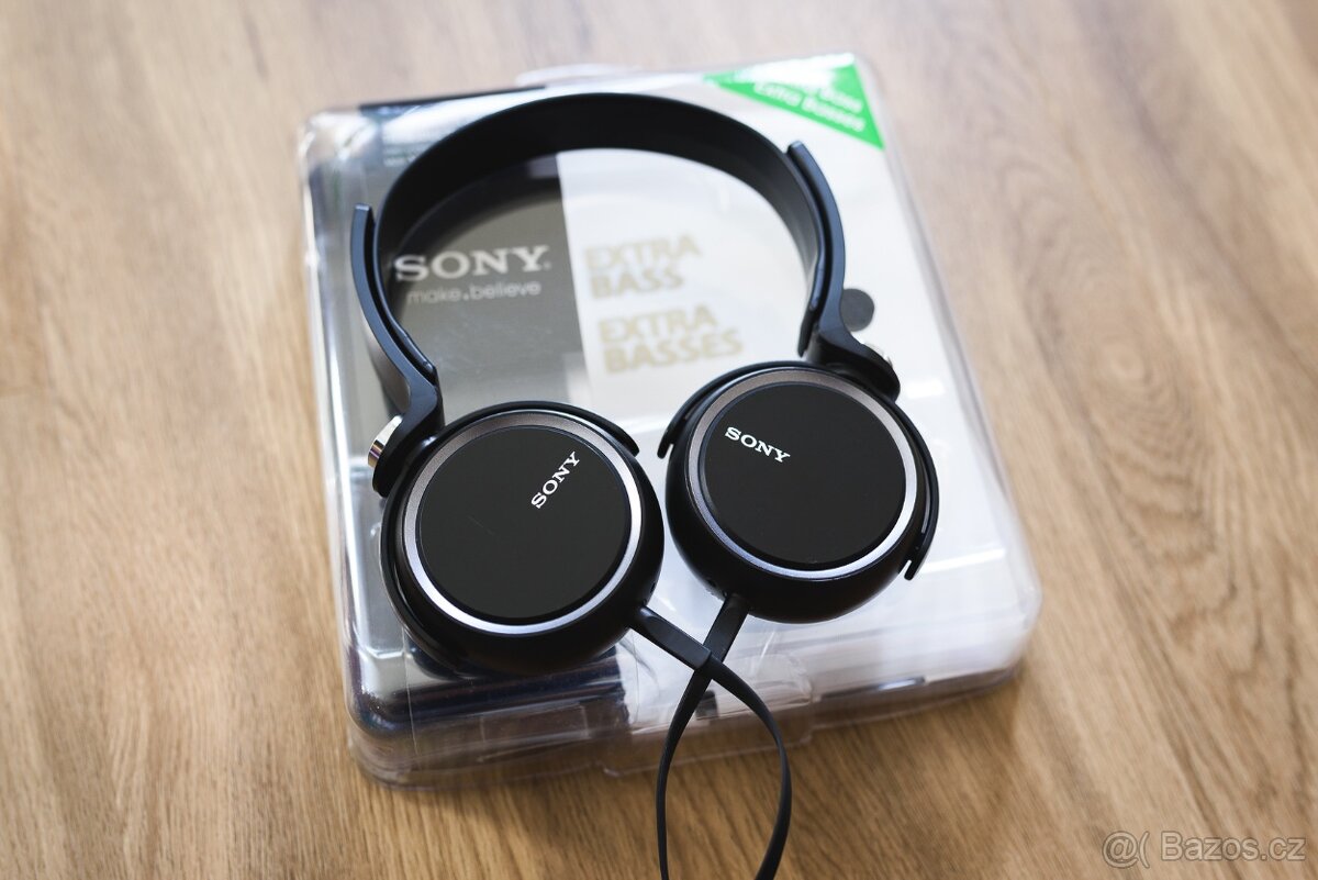 Drátová sluchátka Sony MDR-XB400